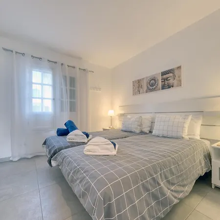 Carpe Diem - Shared Pool By Lanzarote