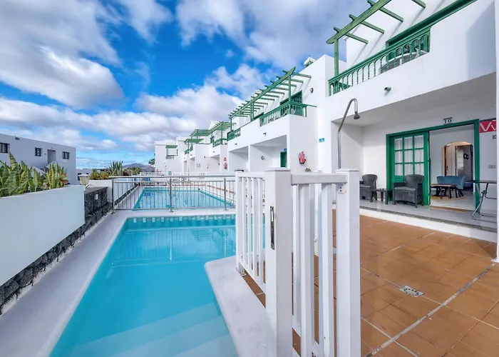 Carpe Diem Apartment - Pool View By Lanzarote Vacation Homes *