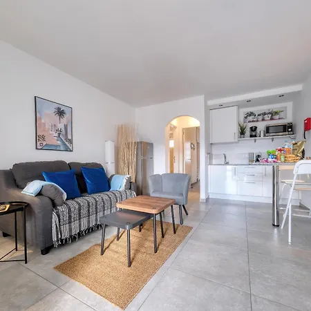 شقة Carpe Diem Apartment - Pool View By Lanzarote Vacation Homes *